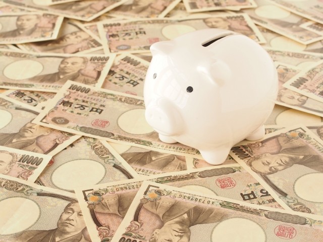強制的にお金を貯めよう
