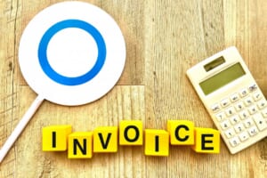 政府が検討中のインボイスの負担軽減措置を解説